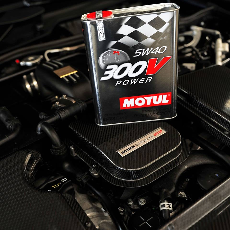 104242 - Motul 5W40 300V Power Racing Engine Oil