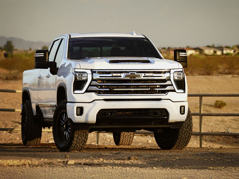 Chevrolet Silverado 2500/3500 High Country (2024+) Grille Kit - Race and Rally