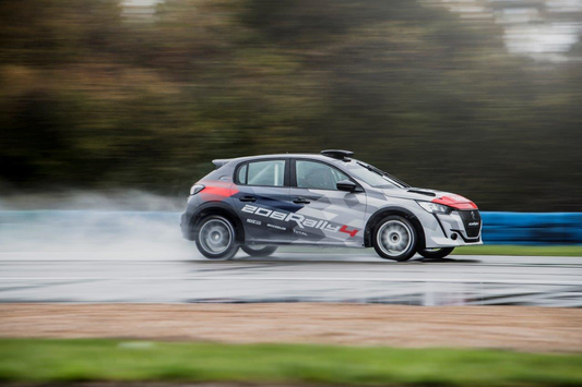 Peugeot Sport reveals groundbreaking 208 RALLY 4
