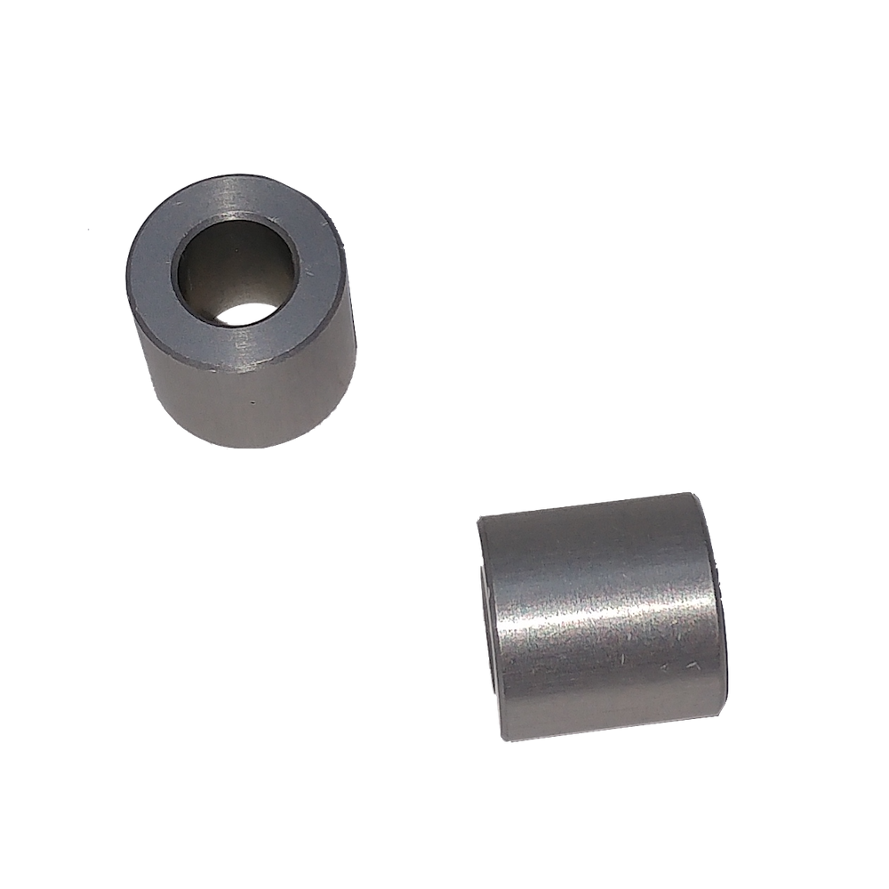 Silent bloc spacer