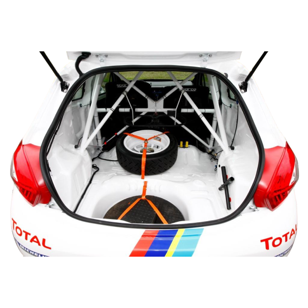 208 R2 - Inside Boot
