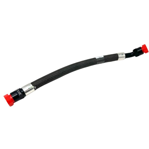 Outlet hose engine oil radiator