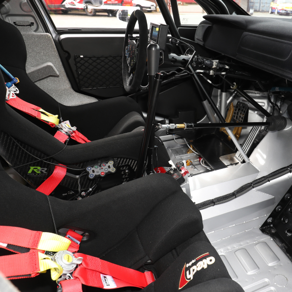C3 R5 Interior