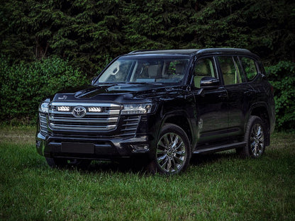 Toyota Land Crusier 300 (2022+) Grille Kit - Race and Rally