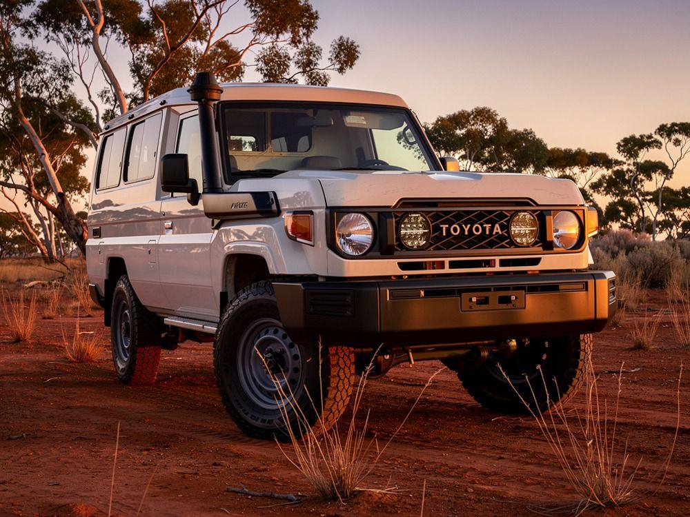 Toyota Land Cruiser 70 (2023+) Grille Kit - Race and Rally