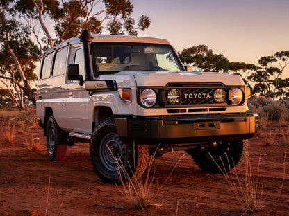 Toyota Land Cruiser 70 (2023+) Grille Kit - Race and Rally