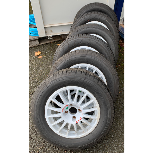 Recce Wheels & Tyres Package - 15