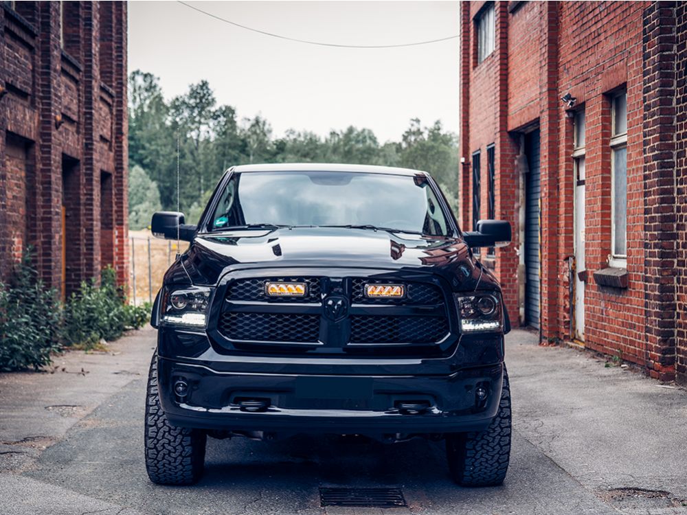 RAM 1500 (2013+) Grille Kit - Race and Rally