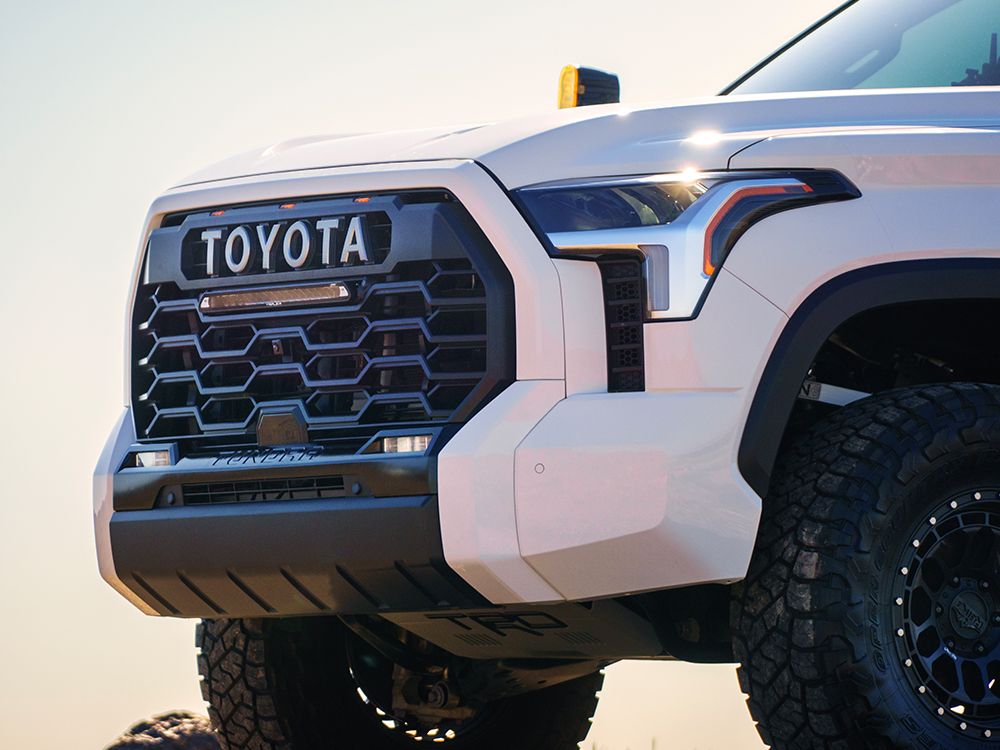 Toyota Tundra TRD Pro (2022+) Grille Kit (for Linear) - Race and Rally